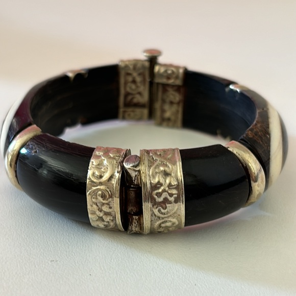 Vintage Jewelry - Vintage Artisan Wood and Metal Bracelet